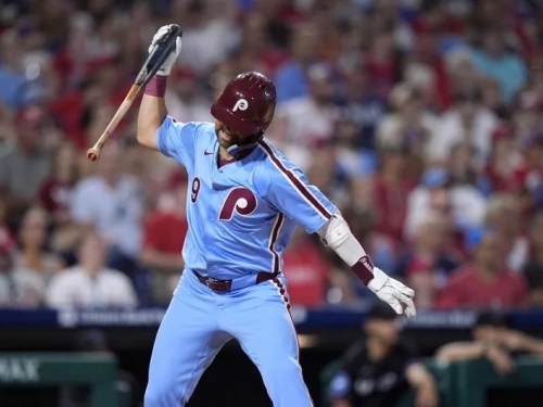 MLB》2屆安打王遭費城人釋出 手感冰冷教頭也無奈