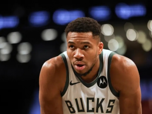 NBA》「字母哥」不打明星賽！小腿拉傷將缺席　遞補人選尚未出爐