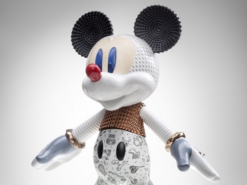 你看過這麼潮（又奢華）的Mickey Mouse嗎？家具品牌Bosa聯乘迪士尼公仔限定上市
