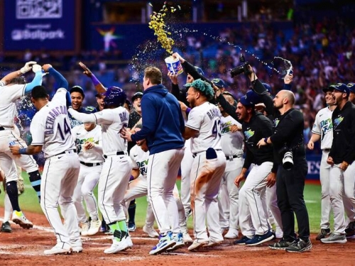 MLB》開季連20場開轟並列史上第一 B.洛爾再見轟助光芒主場11連勝