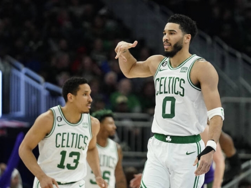 NBA》聯盟龍頭慘遭血洗！公鹿41分差不敵綠衫軍