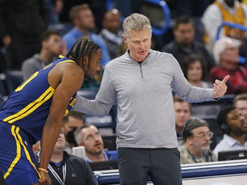 NBA》勇士新星質疑定位出怪聲 主帥柯爾毫不在意、解釋背後原因