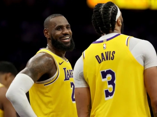 NBA》湖人「交易截止日」前恐按兵不動！Pelinka在打什麼算盤？