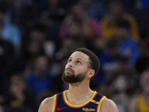 NBA》只能靠自己？柯瑞連兩戰0助攻生涯第1次