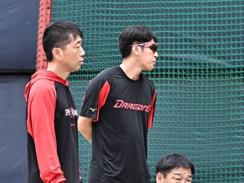 中職》「捕手頻率」一拍即合 葉總盛讚中嶋聰客座建言