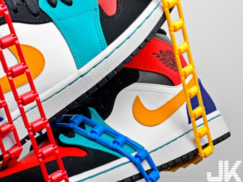 收藏過高低筒的你 下一個目標就是他了！Air Jordan 1 Mid「Multicolor」現正熱銷中！