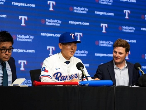 MLB》又一位亞洲二刀流新星降臨！遊騎兵簽下18歲「韓國大谷翔平」