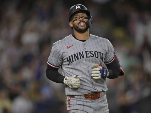 MLB》道奇球迷狂喊  柯瑞亞差點追平轟讓教頭鬆口氣