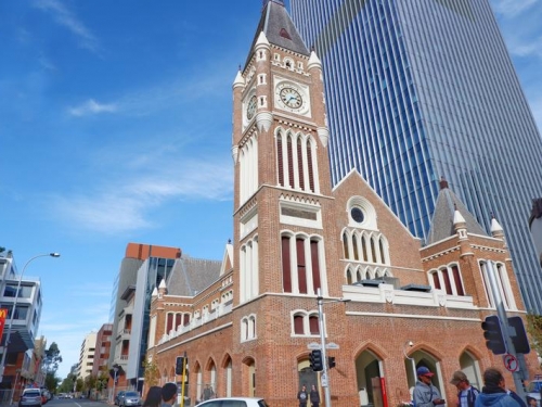 住進澳大利亞最孤獨城市，當地人都住別墅，步行半小時見不到行人