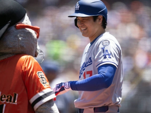 MLB》有趣！大谷翔平也入手1個邦茲搖頭娃娃