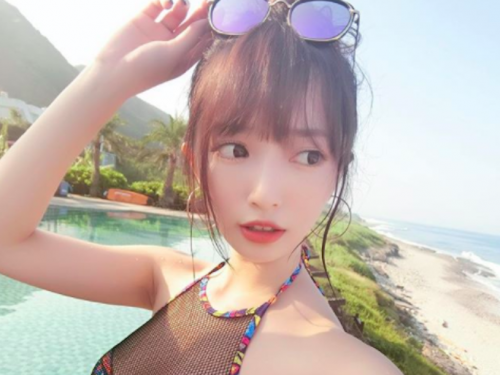 實況女神「身材好有料」，甜美臉蛋＋「北半球深溝」讓人完全無法移開視線！