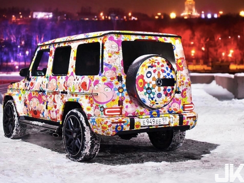 天啊！好想要！Mercedes-AMG G63 x 村上隆這種國寶級藝術品可以開上路嗎？