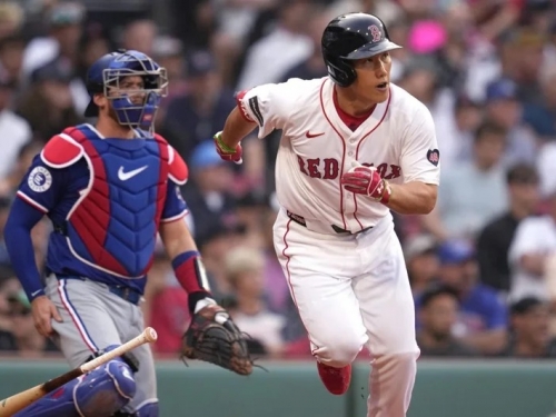 MLB》吉田正尚猛打成空響 遊騎兵4轟延長賽逆轉紅襪