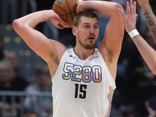 NBA》Jokic最佳助攻！上演雜耍美技　網友大讚：地球上最佳球員