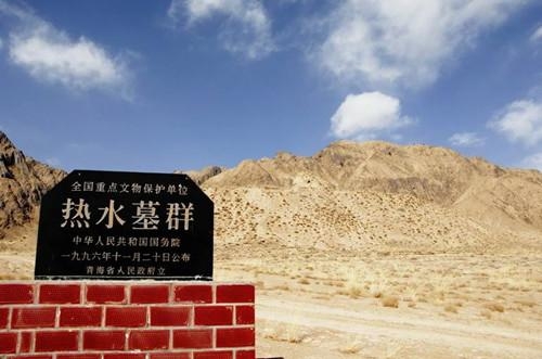 九層妖塔現實中真實存在，考古專家只進去了兩層，其它七層不敢挖