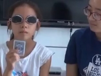 神奇「透視眼」！10歲女孩僅靠聞摸就能感知畫面