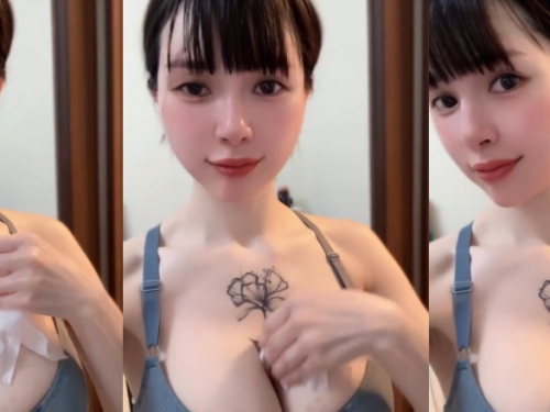 混血洋娃娃運動完乳溝中間濕成一片　只好伸手進去擦乾