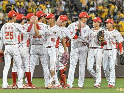 中職》味全龍4：3勝中信兄弟 中止中信大巨蛋6連勝