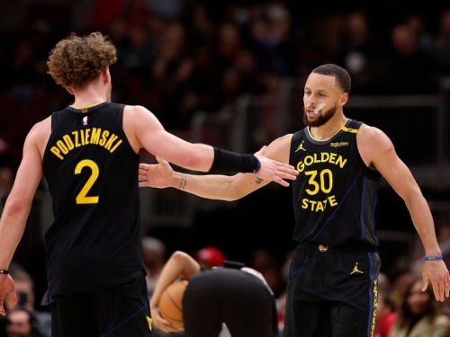 NBA》勇士啟用新先發陣容奏效？ 柯爾：是時候這麼做了