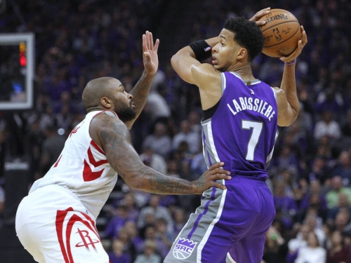 NBA》重返籃球最高殿堂 國王1年約簽回拉比西埃爾