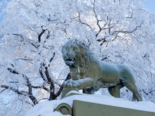 不產獅子古人玩雪卻超愛「堆獅」 專家揭原因