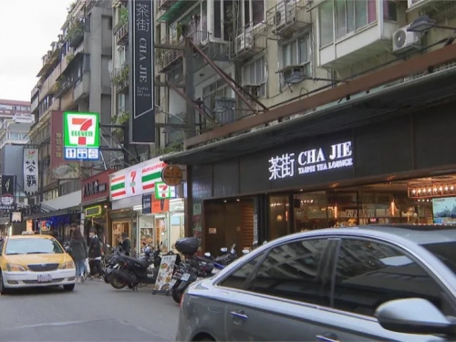 以前開「泡沫紅茶店」能賺錢？老顧客揭內幕：都給鈔票當小費