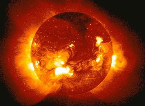 如果太陽遭到核武器的攻擊會發生什麼？聽完科學家的解釋明白了
