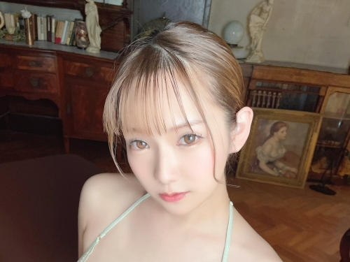 巨乳學生「はやのうた」沒穿胸罩大奶誘惑，老師瞬間沒了理性只好瘋狂做愛了！
