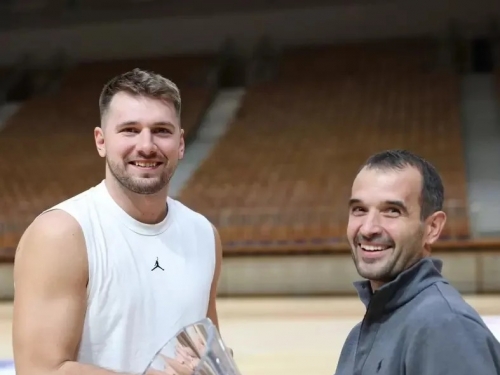 NBA》上賽季場均得分、助攻打生涯最佳 東契奇連6年奪下斯洛維尼亞年度體育人物