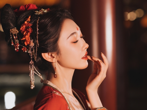 史上最渣父子！開國皇帝睡遍兒媳 兒子靠妻上位