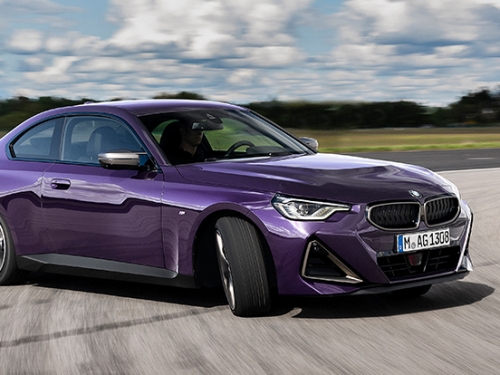 向經典後驅轎跑致敬！BMW雙門2系列正式發表，主打全新「雷夜紫」車色