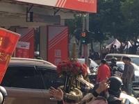 不要笑！盆栽安全帽　地震時真的可以拿來防災喔