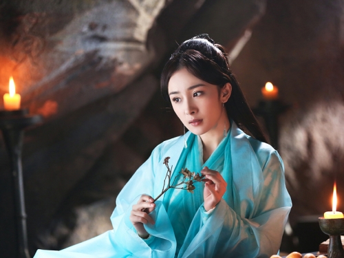 清朝嬪妃愛穿花盆鞋 除了美觀更重要的是方便皇帝