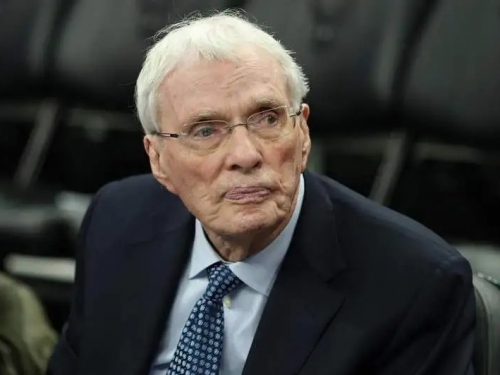 NBA》昔日灰熊年度最佳教練 91歲傳奇球評引退：美妙旅程抵達終點