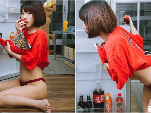 抓到了！女生宿舍半夜偷覓食，「短髮清純妹」下身只穿內褲包翹臀翻冰箱！
