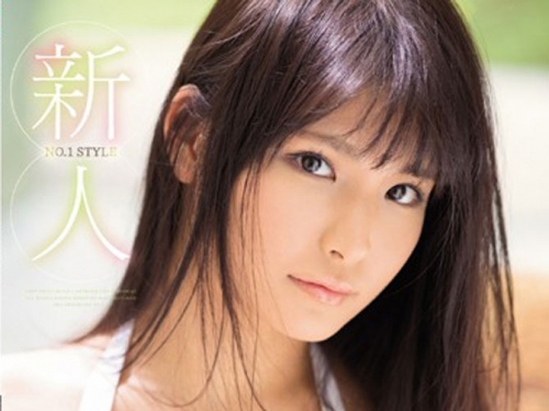 青澀又帶點風塵味「19歲」少女柳みゆう美艷外型電翻你！第一次拍片「舒服又過癮」