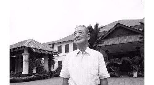 她是世界女毒梟，10年當上東南亞的老大，出獄後晚年生活曝光