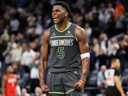 NBA》最年輕千顆三分！愛德華「背靠背」狂轟90分 連寫多項紀錄