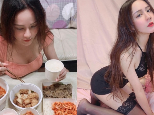 氣質正妹在家吃飯「雪乳放桌上」，超火辣黑絲性感至極！還是位平面設計師～
