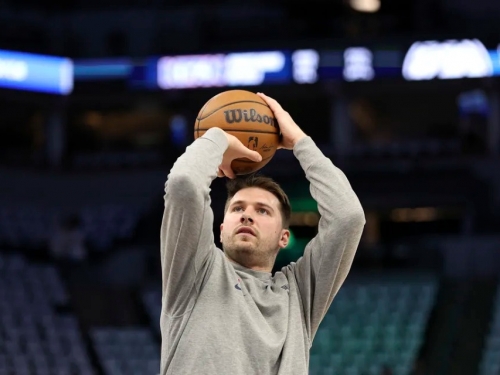 NBA》因傷缺席2周後終恢復訓練 Doncic熱身賽最終戰恐仍高掛免戰牌