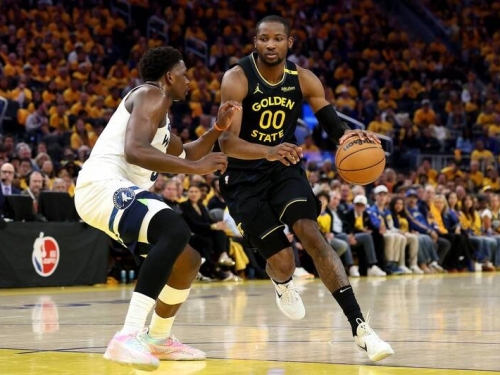 NBA》美媒爆勇士只要給球員選項 庫明加就會點頭簽約