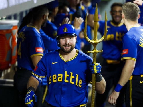 MLB》水手羅里雙響超越賈吉緊追大谷 締造捕手砲第一人紀錄