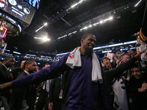 NBA》重返布魯克林首戰飆33分率太陽獲勝 杜蘭特：我喜歡讓人閉嘴