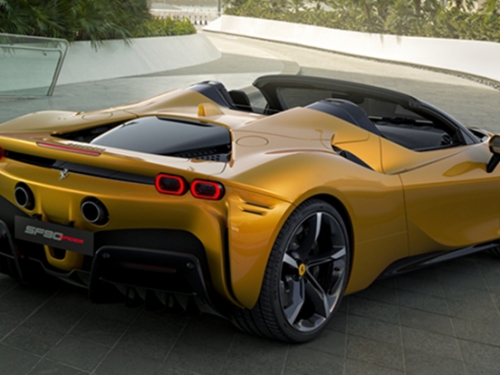 旗艦級上空烈馬！ Ferrari 千匹馬力極致敞篷誘惑 SF90 Spider、零百加速只要2.5秒