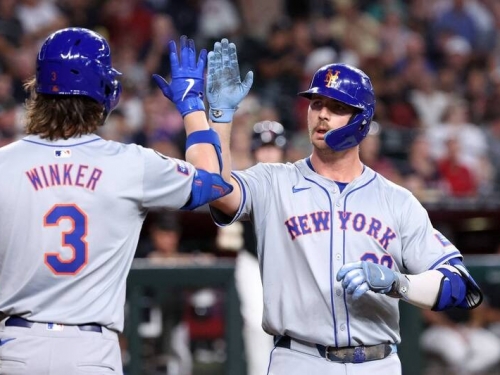 MLB》阿隆索炸裂生涯第221轟！ 超越傳奇鐵捕獨居隊史第三多