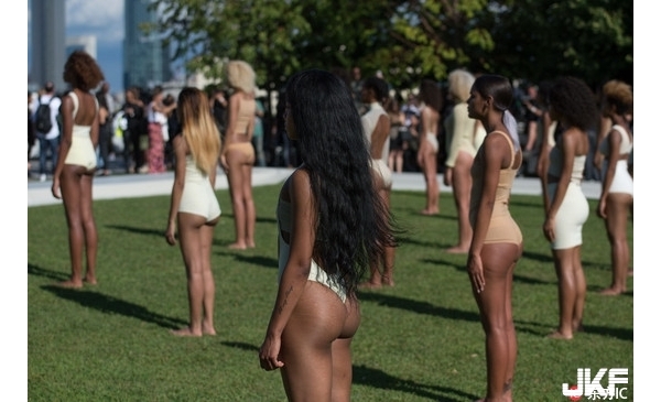 肯爺「Yeezy Season 4 」紐約秀　新款 Yeezy 神鞋曝光