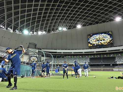 台灣大賽》若北市明停班停課 G3將順延且不在大巨蛋補賽