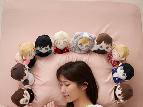 日本廠商開發「和推活娃娃共眠枕套」 網友吐槽：像某種儀式