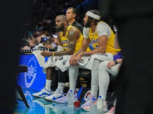 NBA》還原驚天交易當下想法 戴維斯：先打電話給詹姆斯