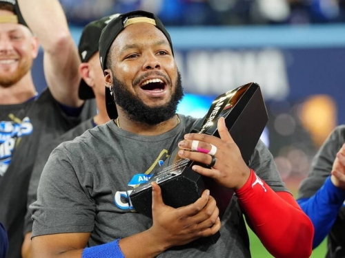 MLB季後賽》藍鳥小葛雷諾奪美聯冠軍賽MVP 系列賽打擊率高達3成85